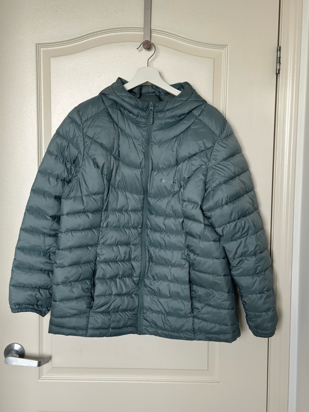 Women's Hooded Puffer Jacket in Teal Gray